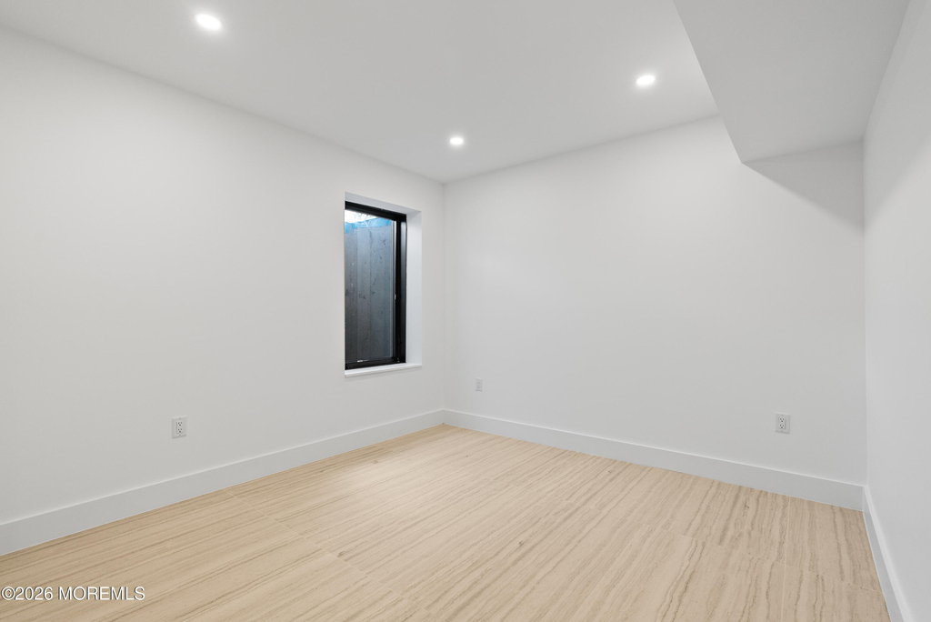 150 Ampere Avenue - Photo 49