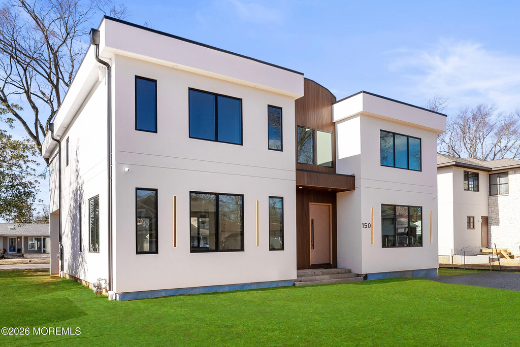 150 Ampere Avenue - Photo 1