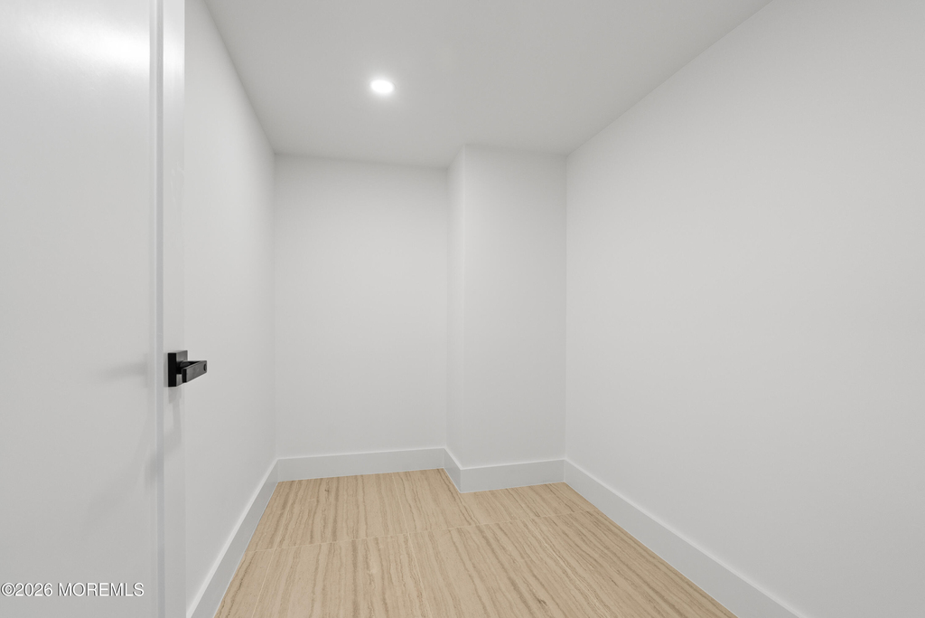 150 Ampere Avenue - Photo 50