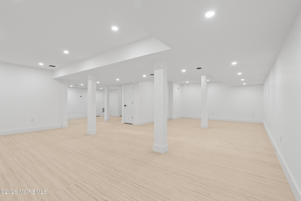 150 Ampere Avenue - Photo 45