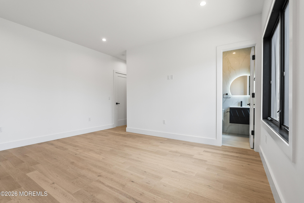 150 Ampere Avenue - Photo 42