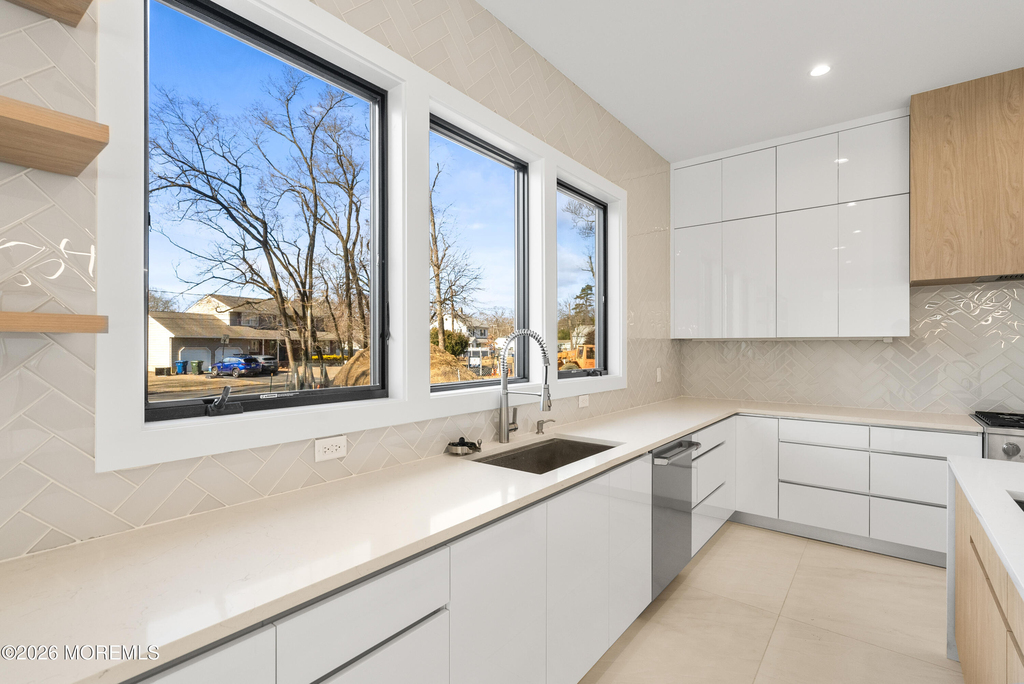 150 Ampere Avenue - Photo 14