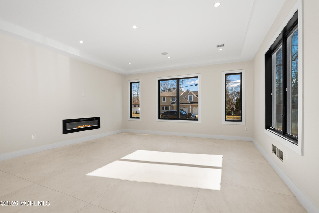 150 Ampere Avenue - Photo 6