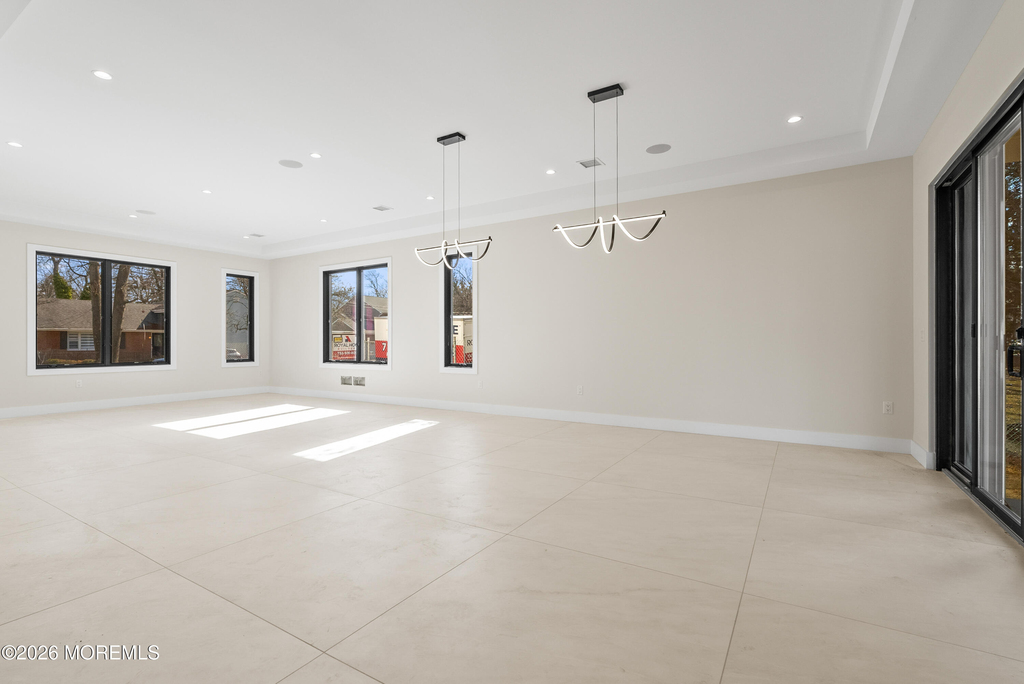 150 Ampere Avenue - Photo 9