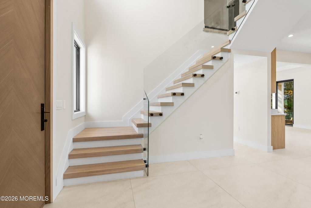 150 Ampere Avenue - Photo 2