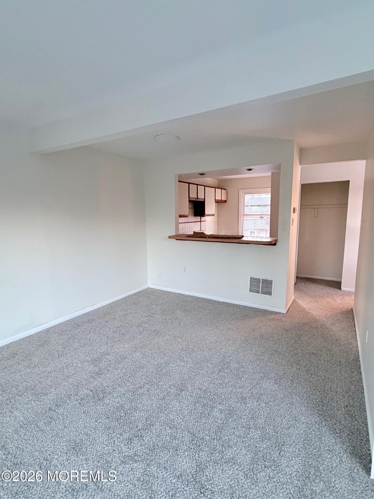 1511 Railroad Avenue - Photo 3