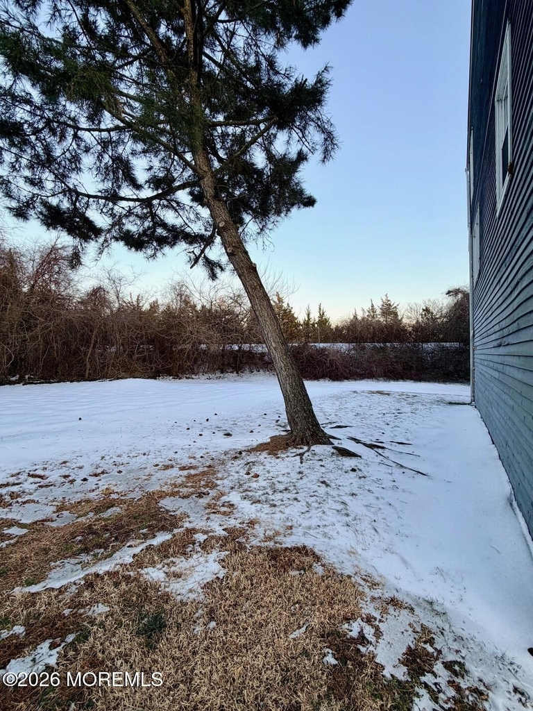 1511 Railroad Avenue - Photo 15