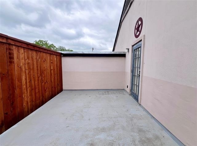 3901 Travis Street - Photo 19