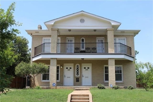 2226 W Rosedale Street S - Photo 0