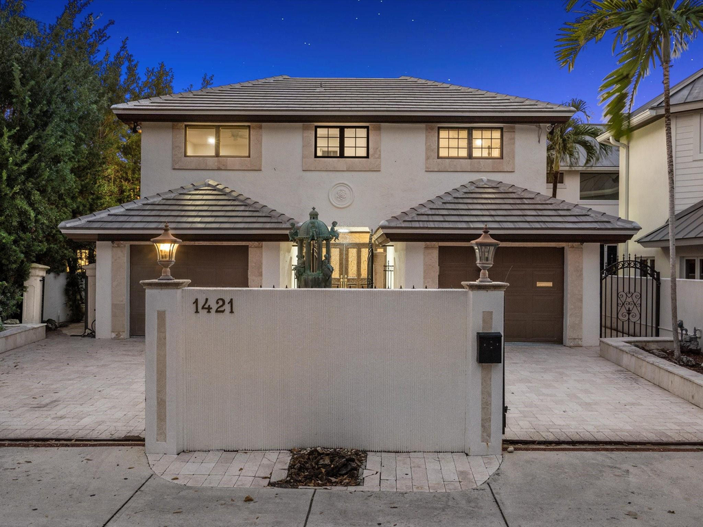 1421 Ponce De Leon - Photo 1