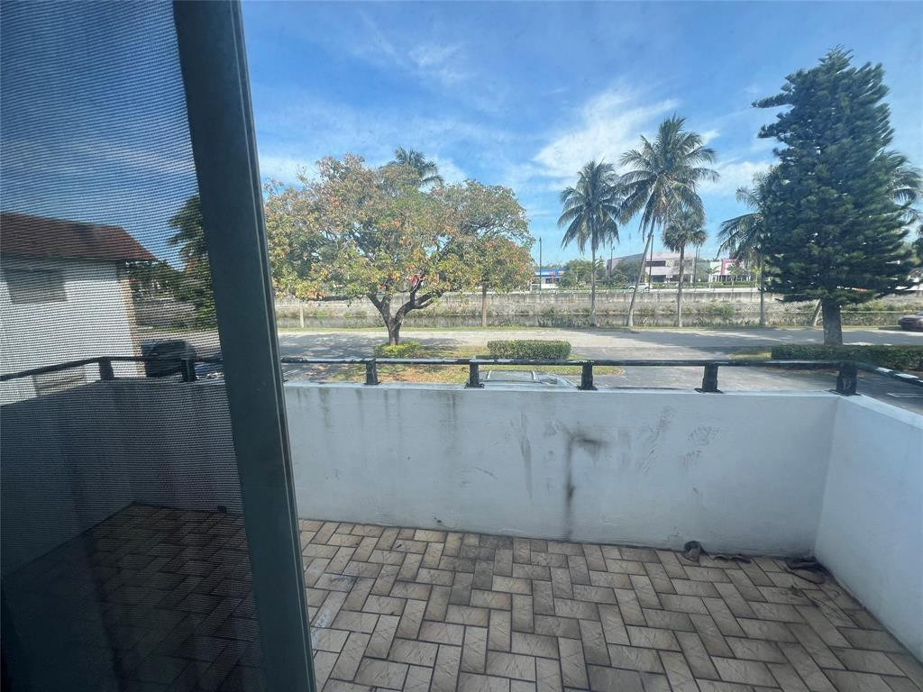 230 Sw 1st Street - Photo 11