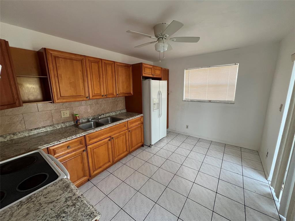 230 Sw 1st Street - Photo 15