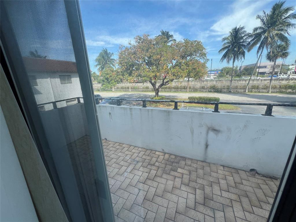 230 Sw 1st Street - Photo 13