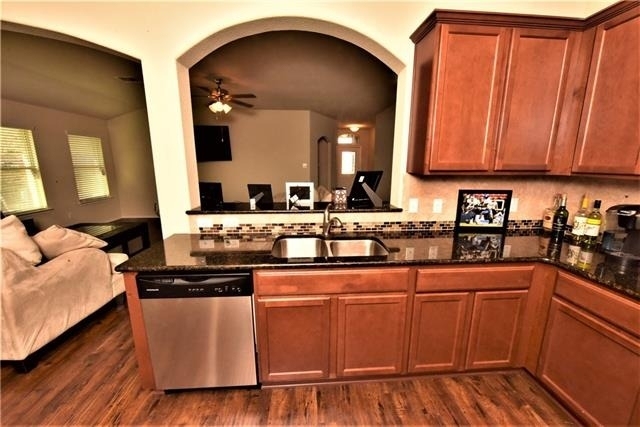 3217 Jackal Drive - Photo 3