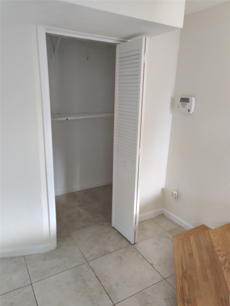 733 Ne 18th Avenue - Photo 33
