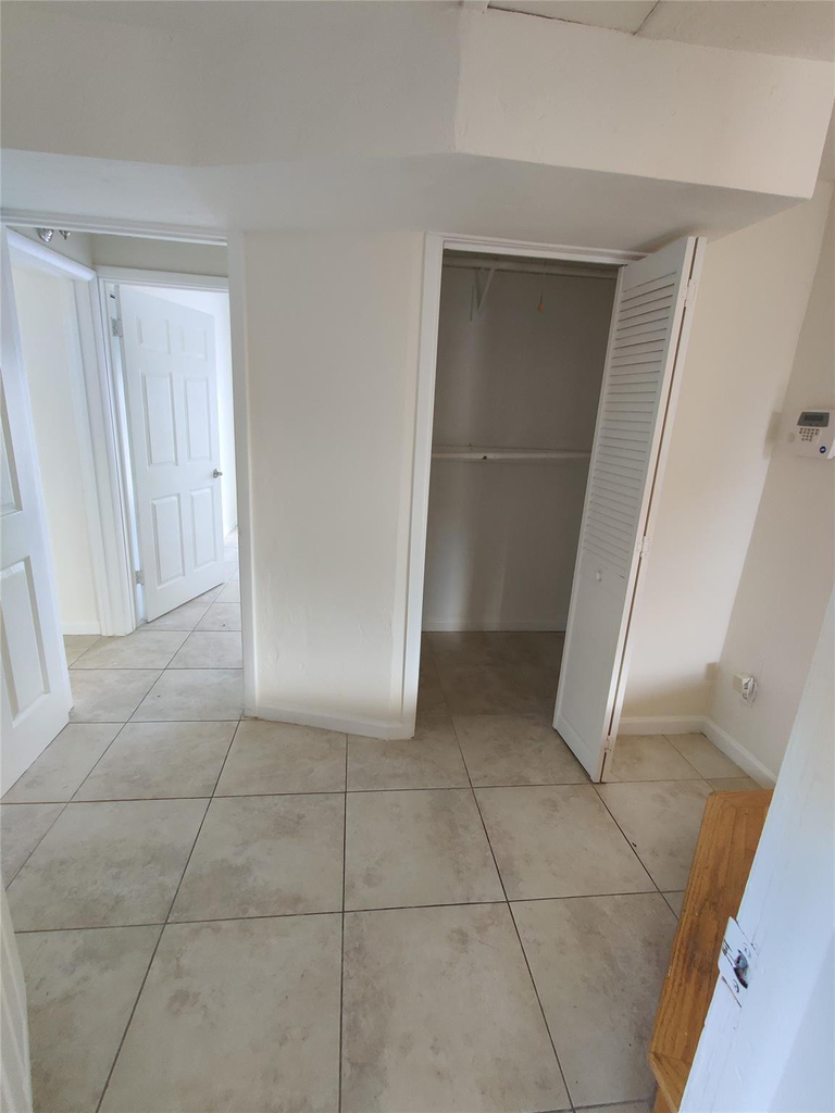 733 Ne 18th Avenue - Photo 37