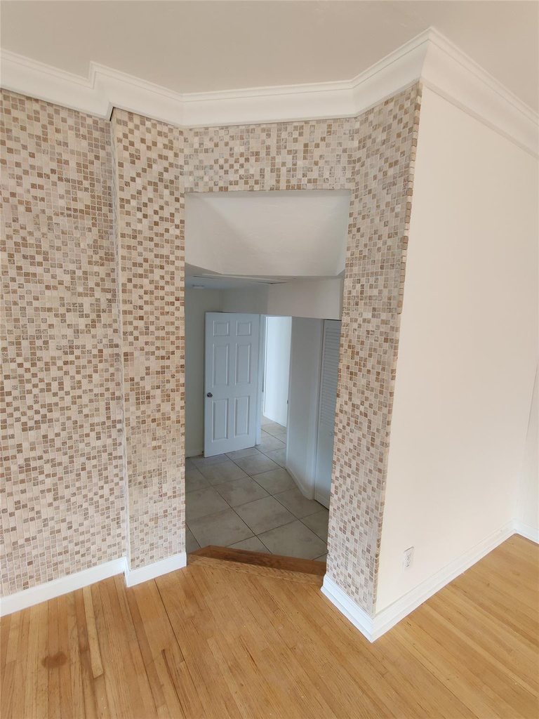 733 Ne 18th Avenue - Photo 32