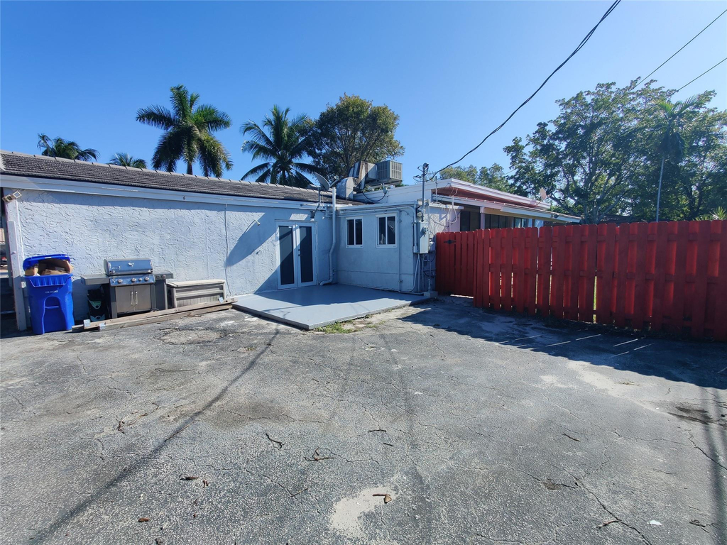733 Ne 18th Avenue - Photo 76