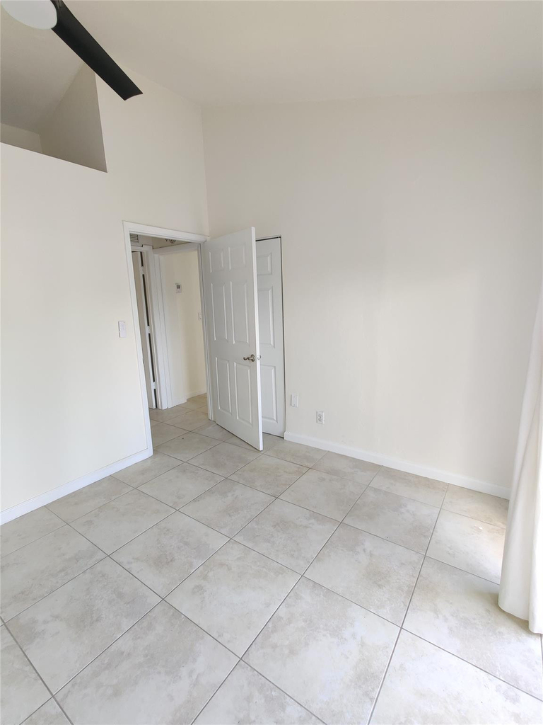 733 Ne 18th Avenue - Photo 40