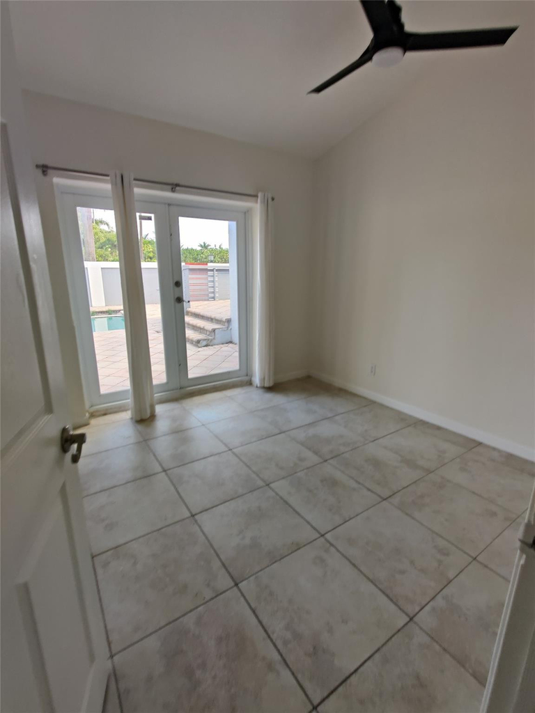 733 Ne 18th Avenue - Photo 42