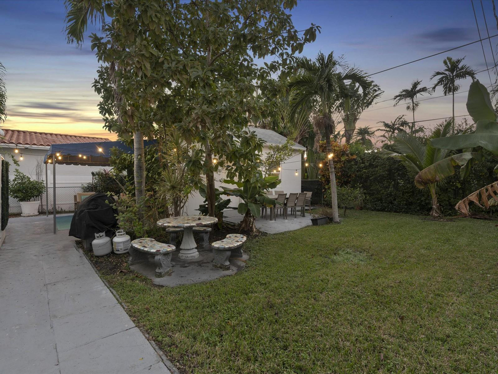 9232 Harding Avenue - Photo 23