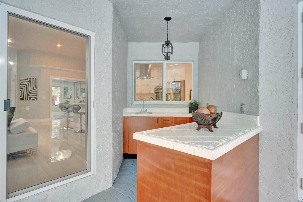 9066 Nw 52nd Court - Photo 27