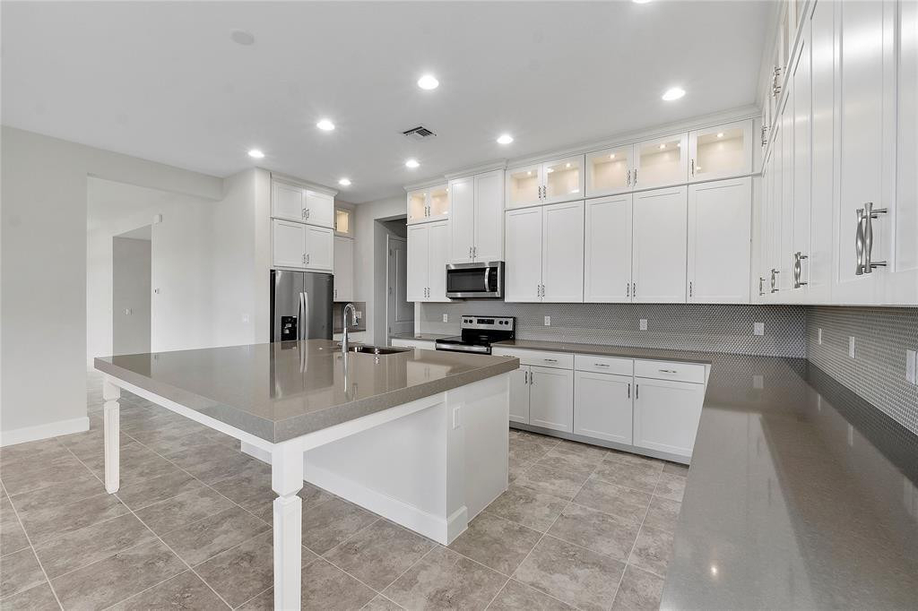 5206 Liberty Lane - Photo 32