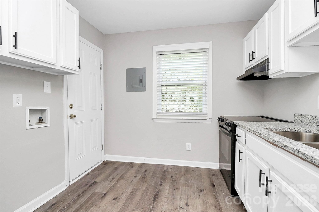1827 Academy Street - Photo 6