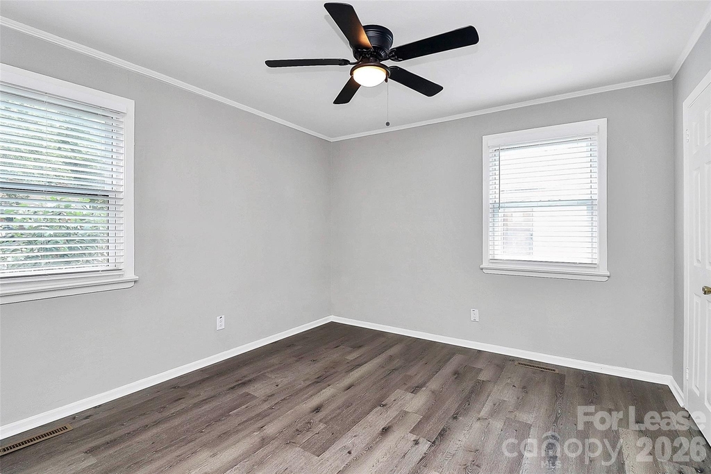 1825 Academy Street - Photo 6