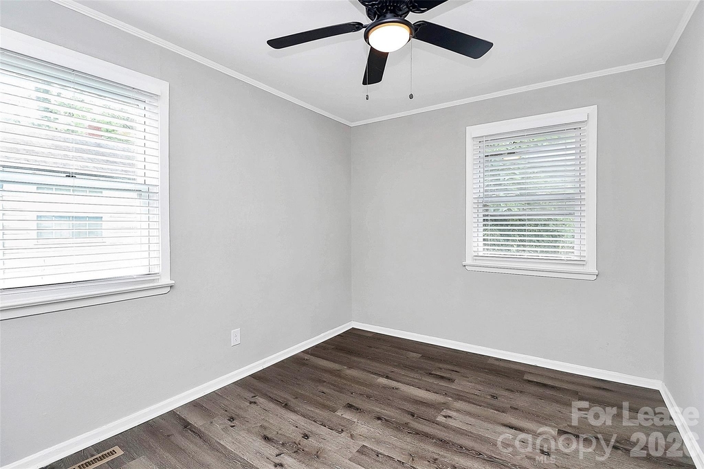 1825 Academy Street - Photo 7