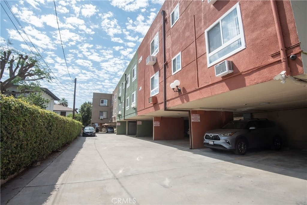 10900 Blix - Photo 9