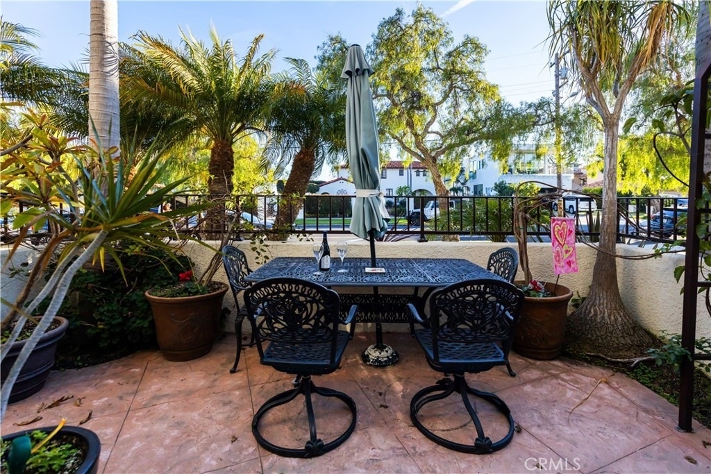 24421 Santa Clara Avenue - Photo 2