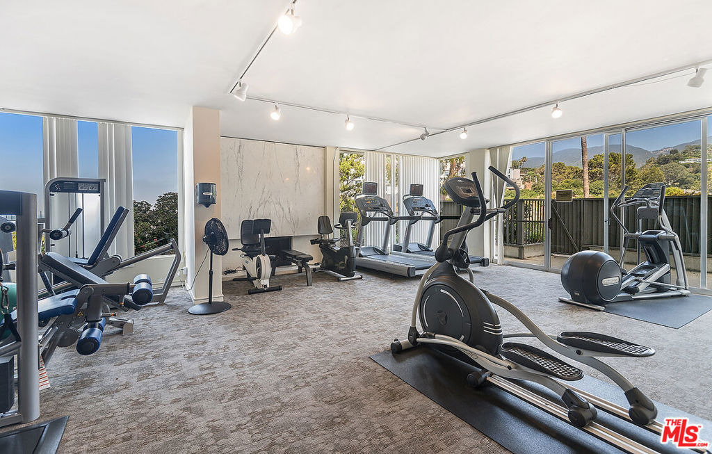 17366 W Sunset Boulevard - Photo 26