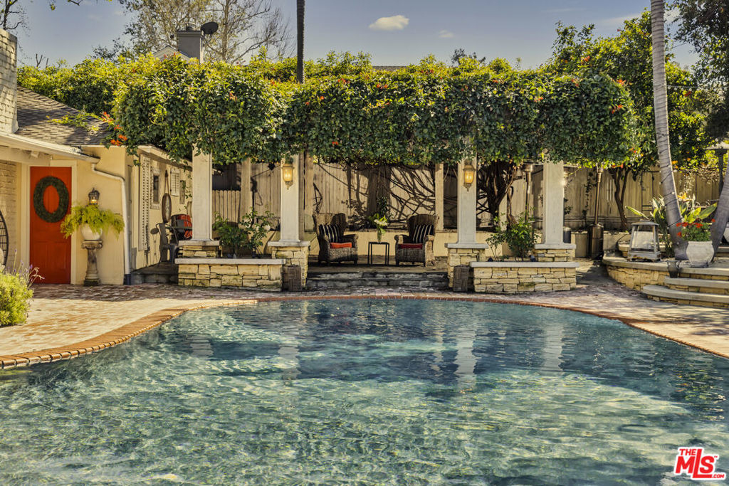 13166 Valley Vista Boulevard - Photo 1