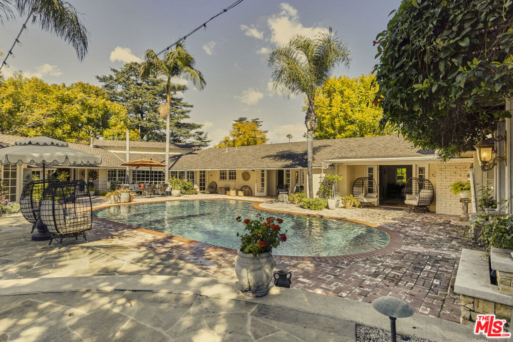 13166 Valley Vista Boulevard - Photo 4
