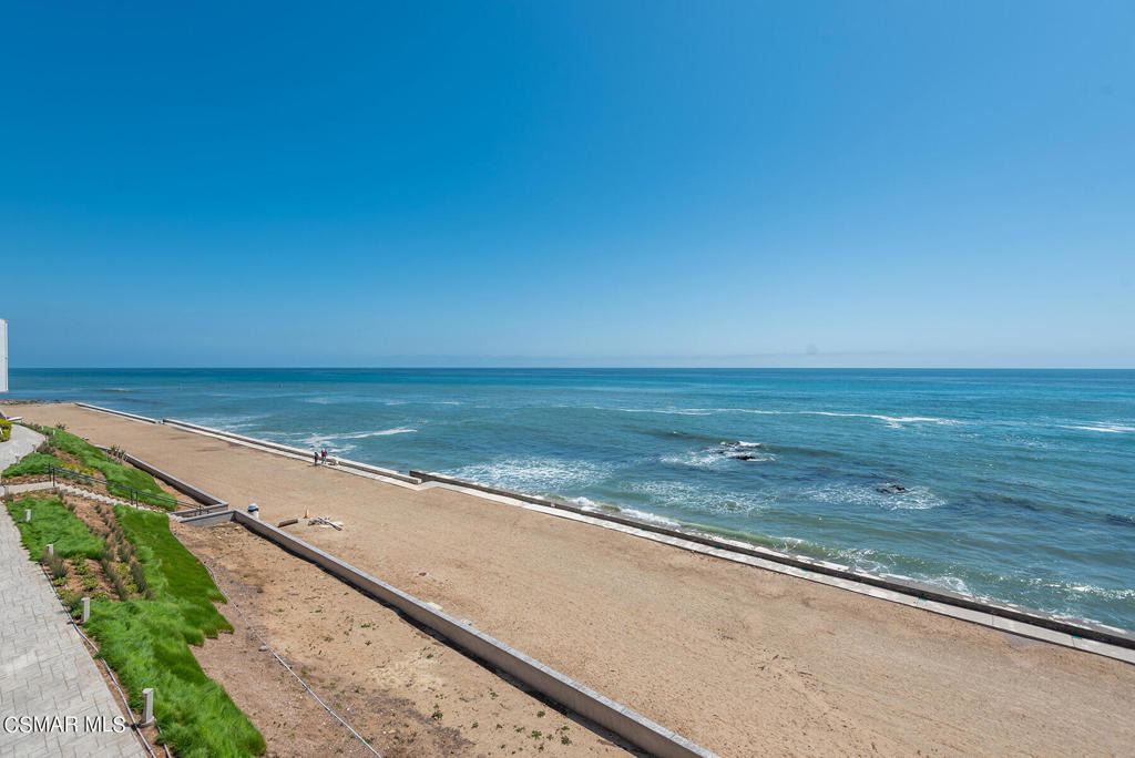 11844 Beach Club Way - Photo 49