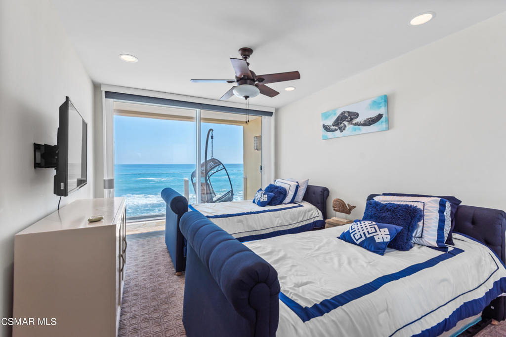 11844 Beach Club Way - Photo 24