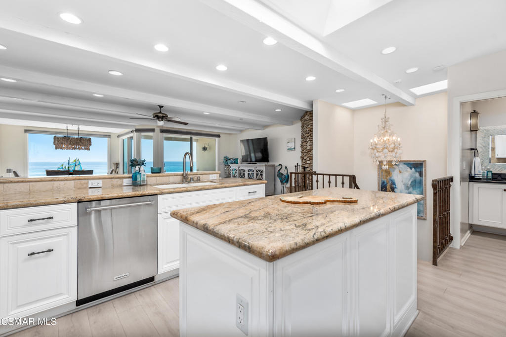 11844 Beach Club Way - Photo 8