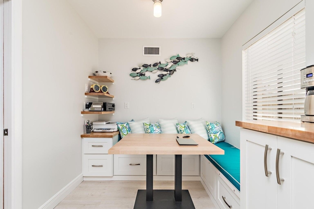 16940 Bay Street N - Photo 9
