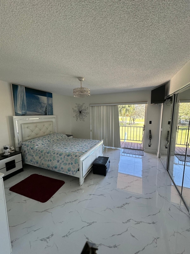 4557 Luxemburg Court - Photo 8