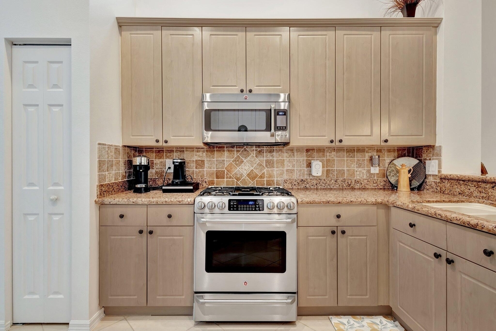 10732 Grande Boulevard - Photo 4