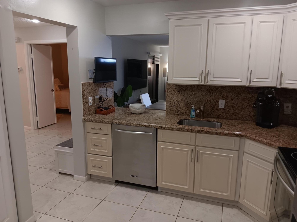 13125 Chadwick Court - Photo 4