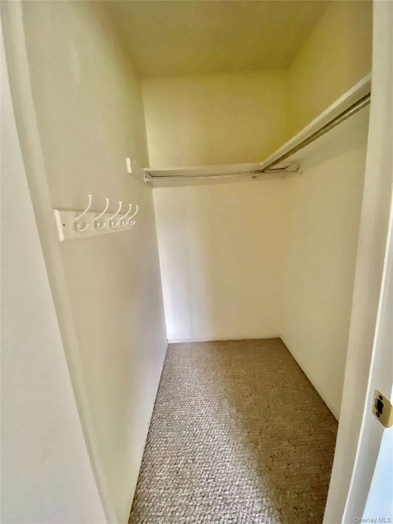 75 Greenway Close - Photo 16