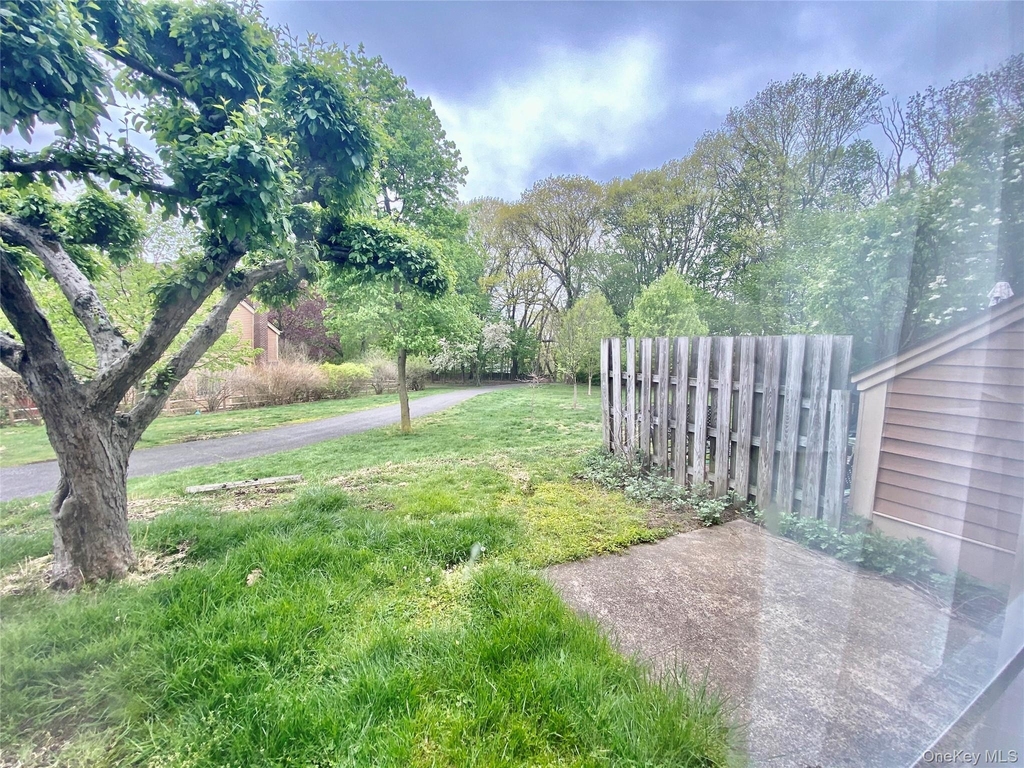 75 Greenway Close - Photo 6