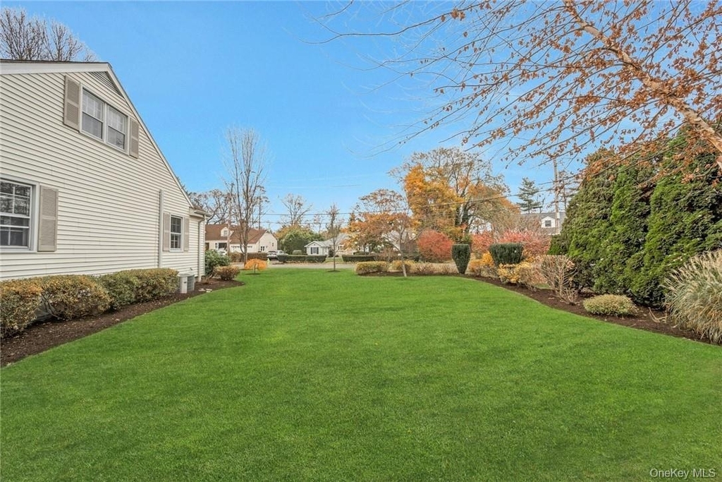 29 Old Orchard Road - Photo 1