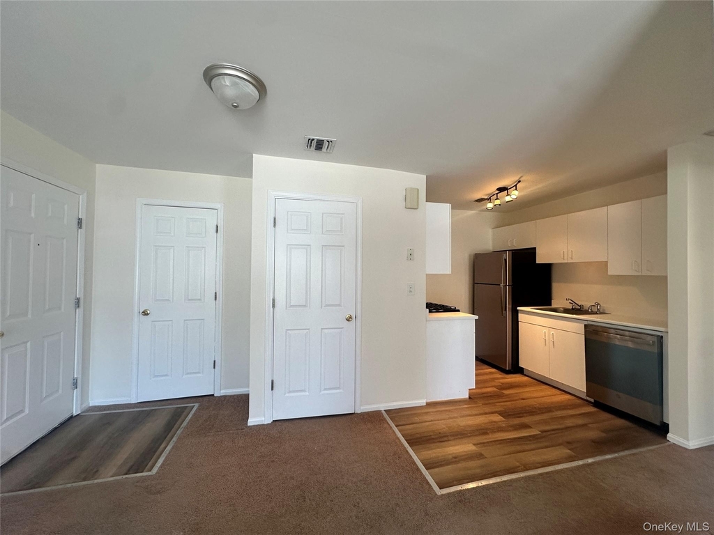 82 High Street - Photo 6