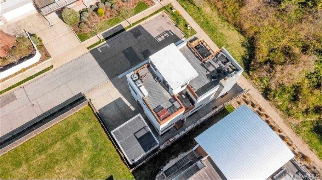 100 Nantwick Street - Photo 1