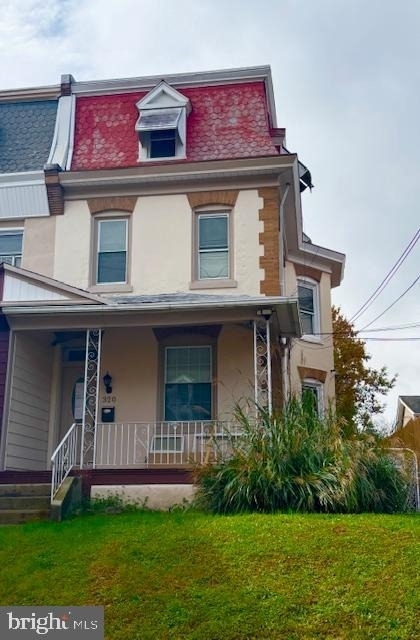 320 Loney Street - Photo 0