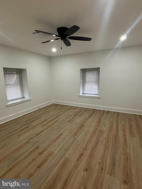 320 Loney Street - Photo 11