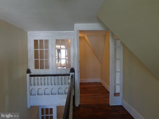 25 Montrose Avenue - Photo 2